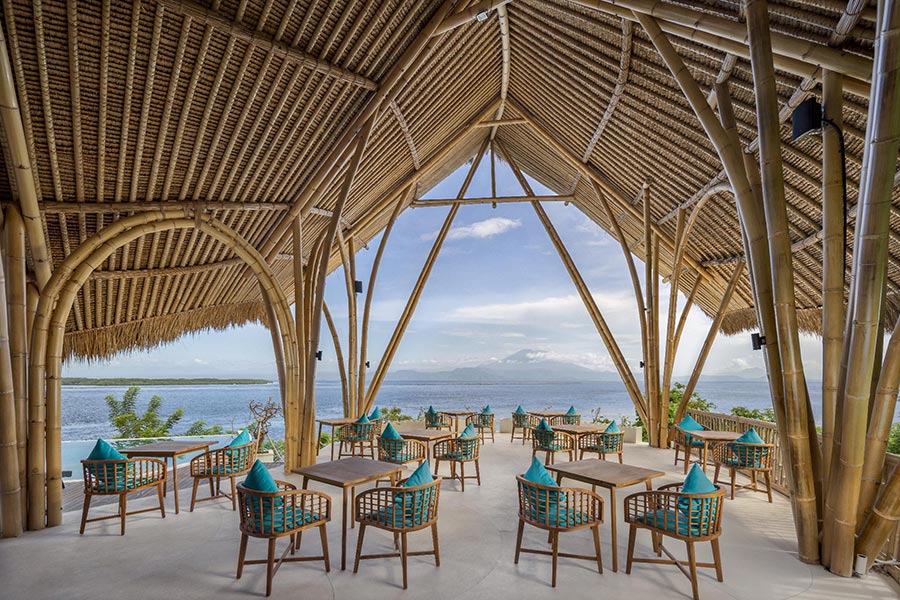 Acropora Bar & Restaurant