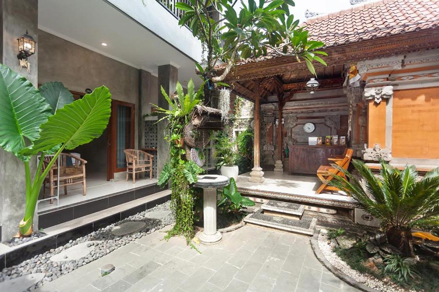 Garden & Terrace